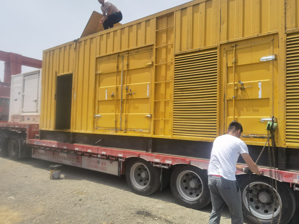 朗县发电机出租100KW发电机需要什么规格的电缆线？