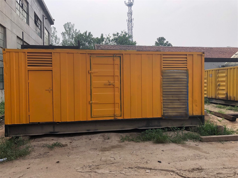 朗县柴油发电机如何判断新机油是否已经完全充满机油滤清器？