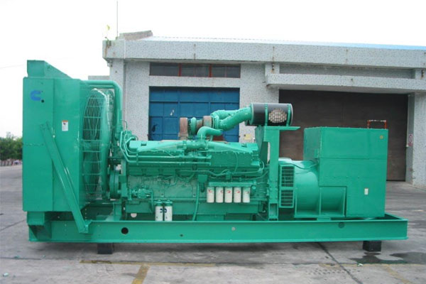 朗县工厂发电机应急发电时如何更准确地检查发电机状态？