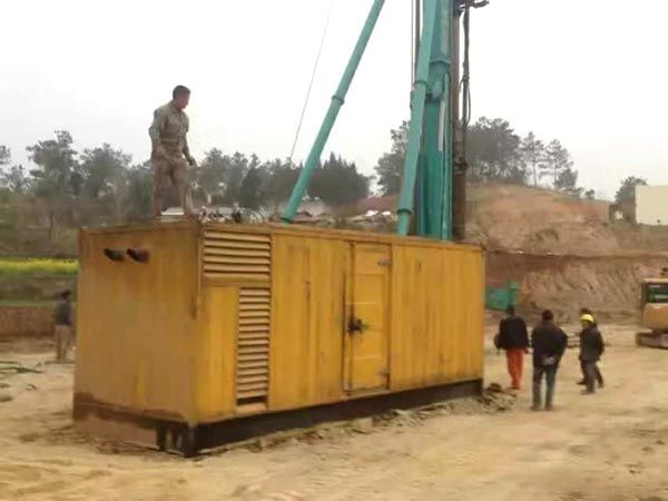 朗县如何判断水冷式机油散热器密封件是否需要更换？